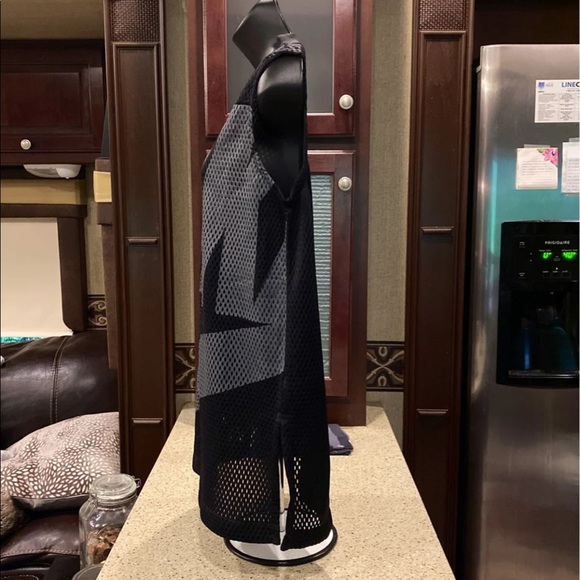 NWT Women’s Nike Jersey - Picture 5 of 9